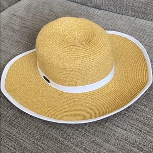 Adjustable Women’s Hat